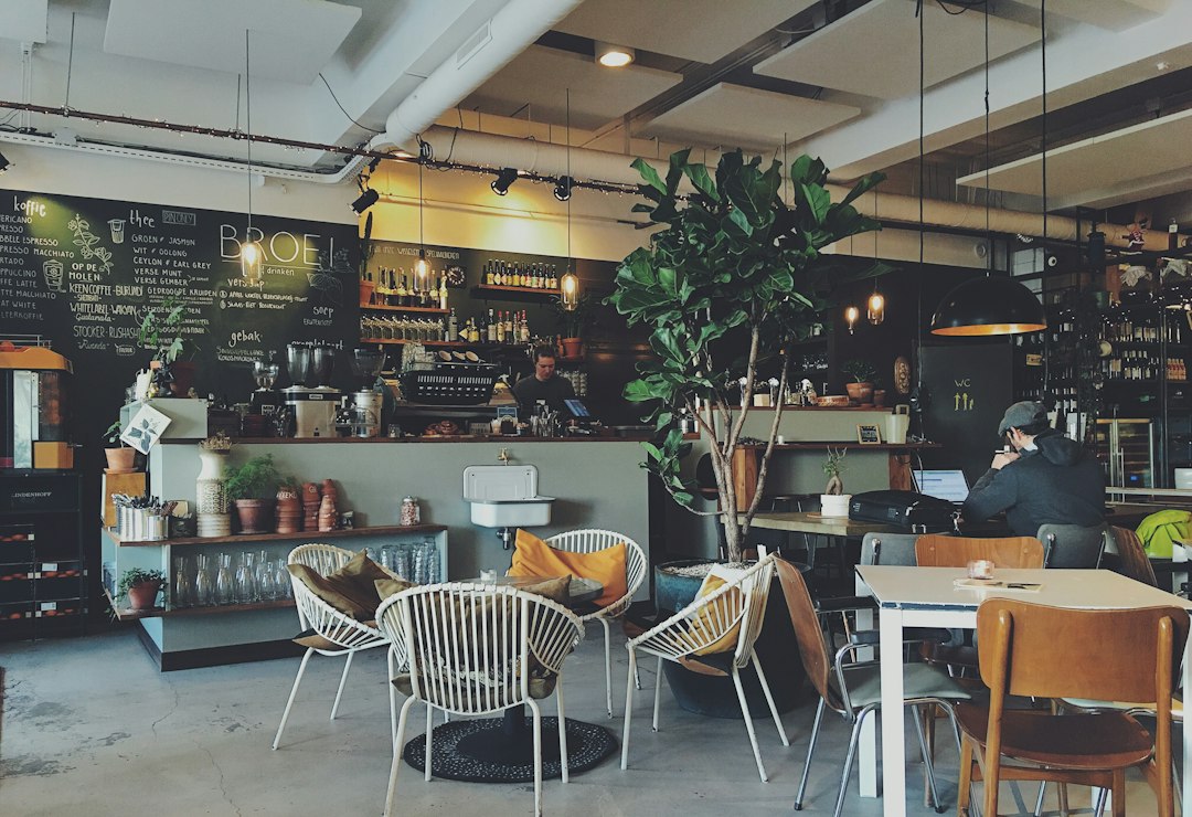 Best Cafes Around Scarborough and Cottesloe for Coastal Work Spots in Perth